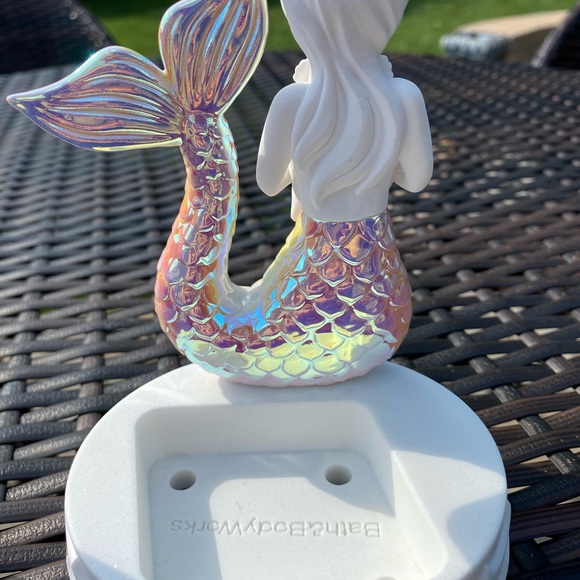Bath & Body Works Bath Iridescent Mermaid Soap Holder Soap Poshmark